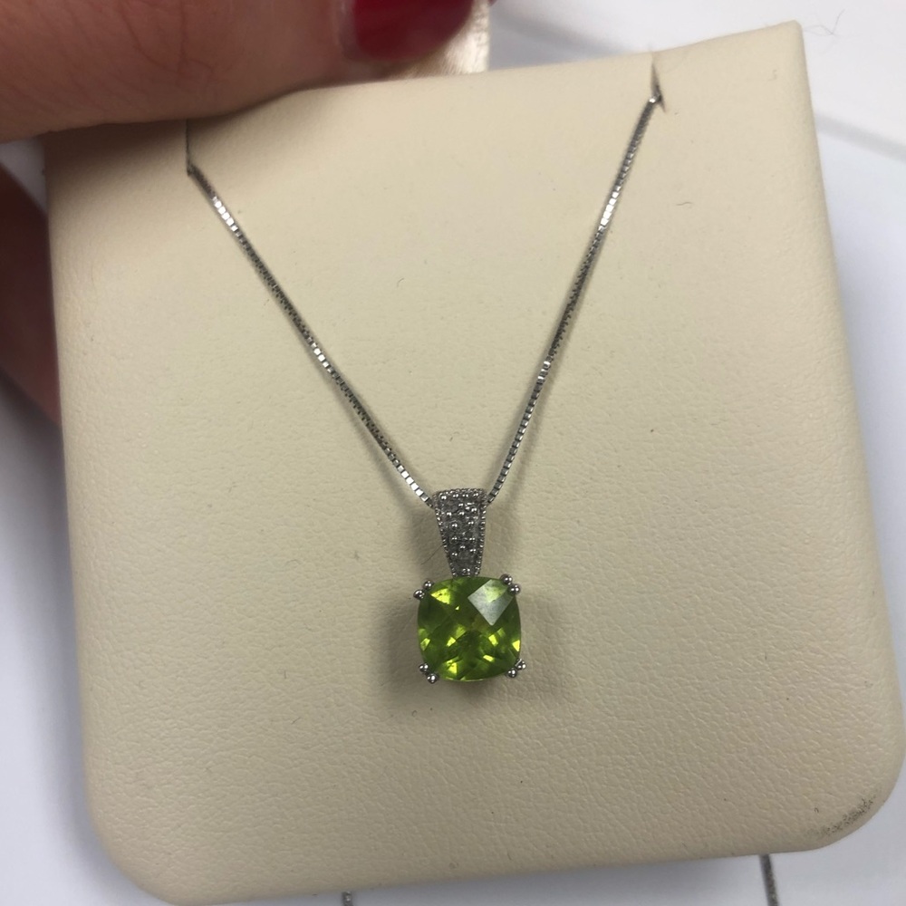Peridot Birthstone Necklace by Jared